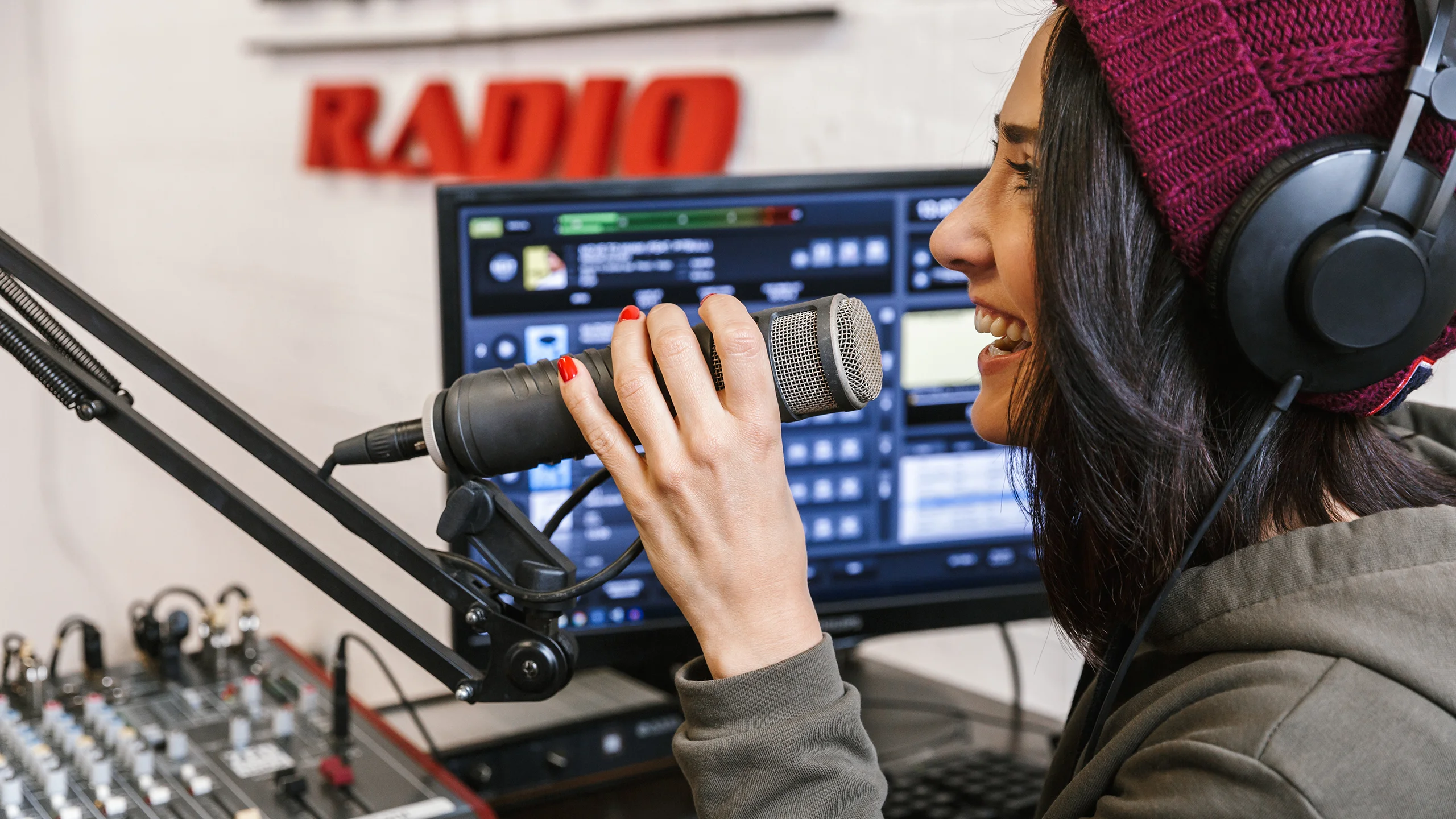 Characteristics of a Powerful Voiceover